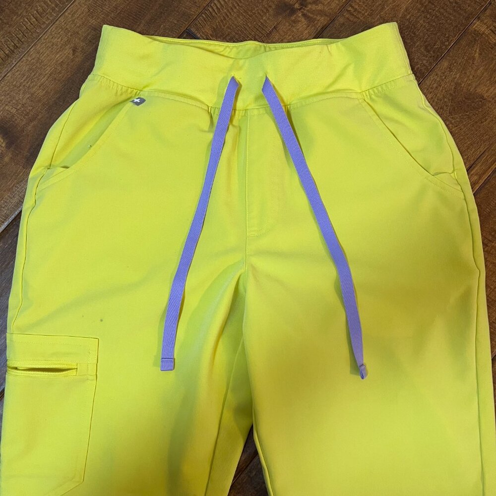 Figs High Waist Zamora Jogger Scrub Pants Nurse Doctor Lifesaver Yellow Small - Picture 9 of 12